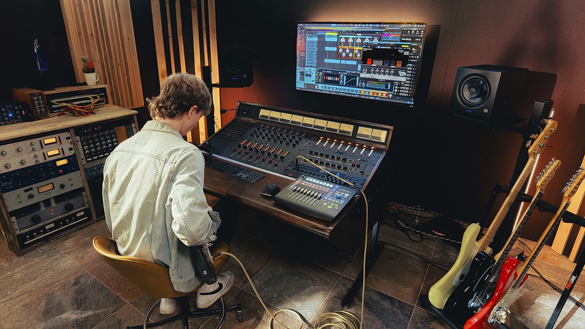 Fender Studio Pro 8.1 Original Sharing Lisensi